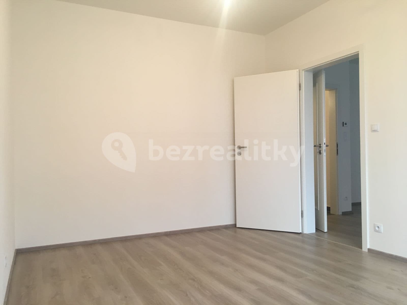 Prenájom bytu 2-izbový 54 m², Sazovická, Praha, Praha Prenájom bytu 2-izbový 54 m², Sazovická, Praha, Praha