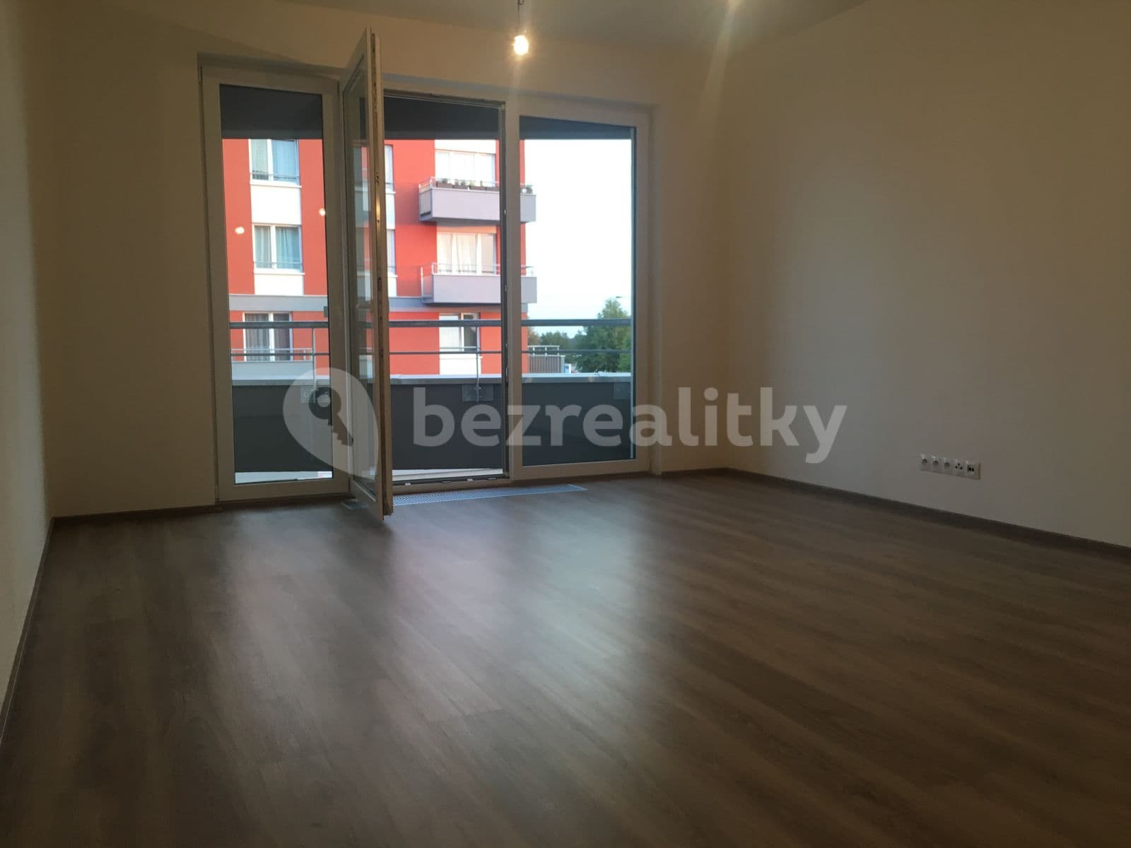 Prenájom bytu 2-izbový 54 m², Sazovická, Praha, Praha Prenájom bytu 2-izbový 54 m², Sazovická, Praha, Praha
