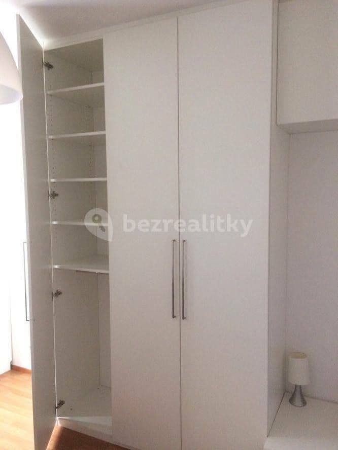 Prenájom bytu 1-izbový 35 m², V Úžlabině, Praha, Praha Prenájom bytu 1-izbový 35 m², V Úžlabině, Praha, Praha