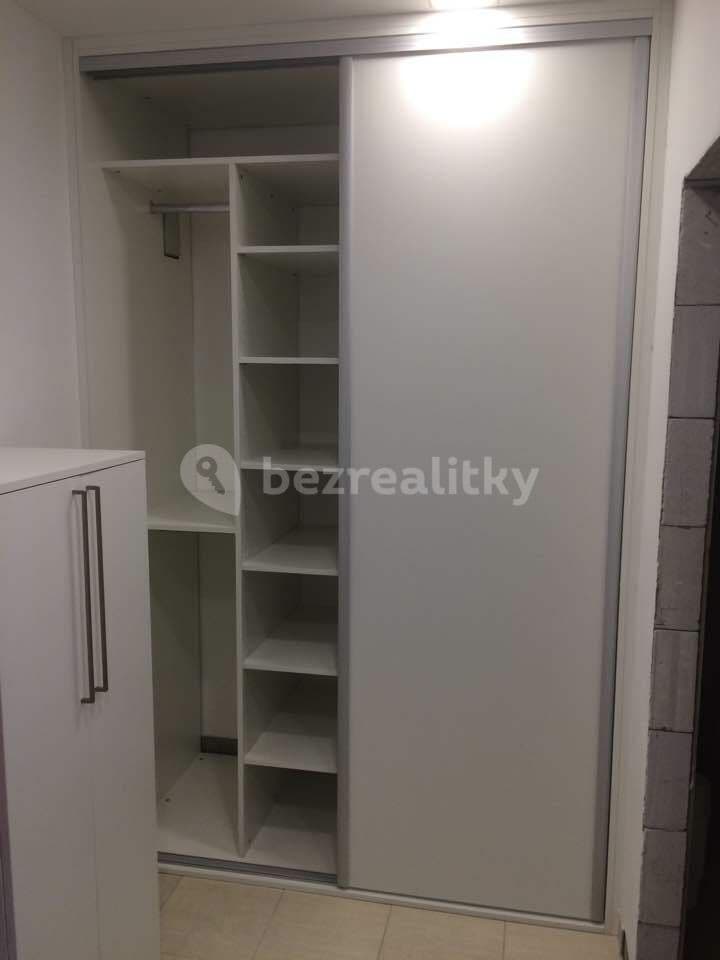 Prenájom bytu 1-izbový 35 m², V Úžlabině, Praha, Praha Prenájom bytu 1-izbový 35 m², V Úžlabině, Praha, Praha