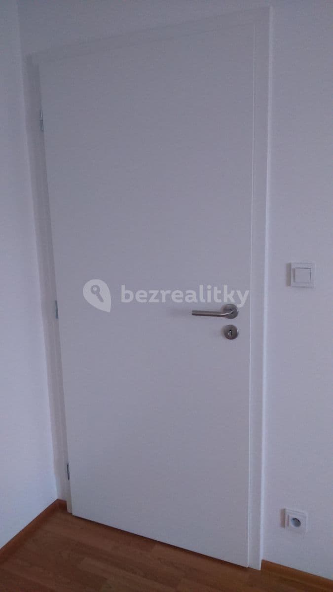 Prenájom bytu 1-izbový 35 m², V Úžlabině, Praha, Praha Prenájom bytu 1-izbový 35 m², V Úžlabině, Praha, Praha