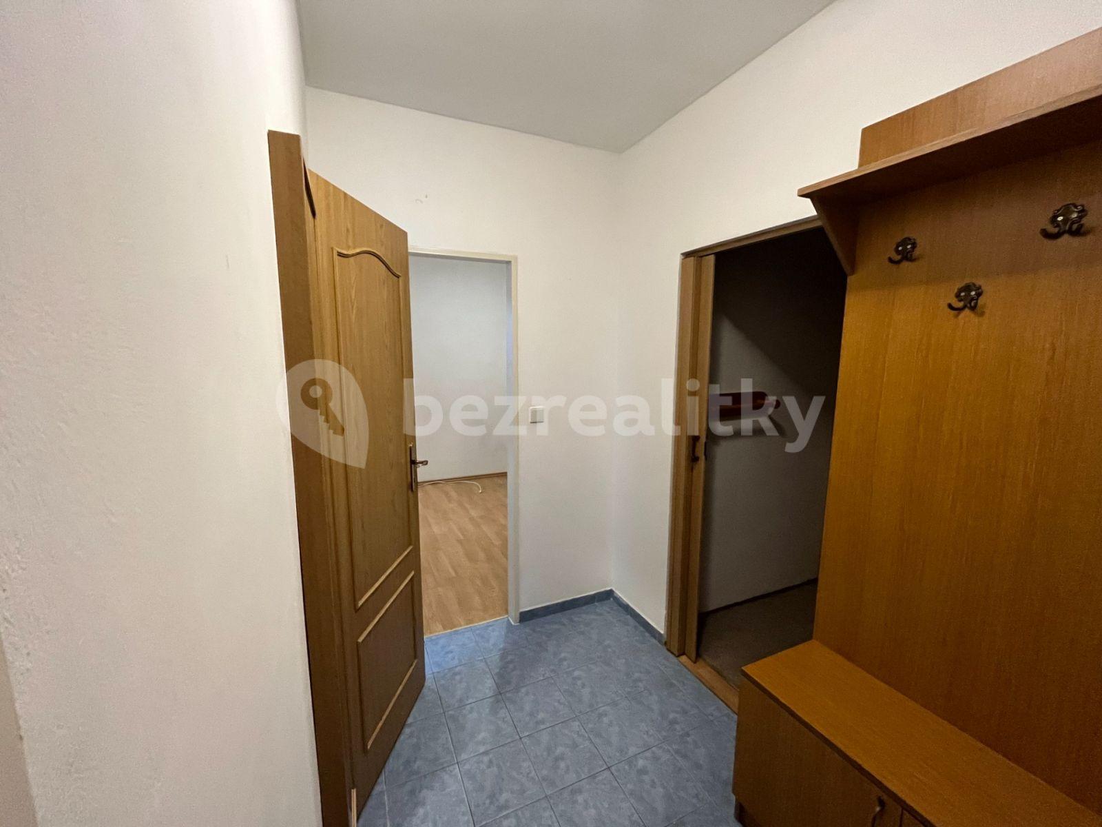 Prenájom bytu 2-izbový 47 m², Hnězdenská, Praha, Praha
