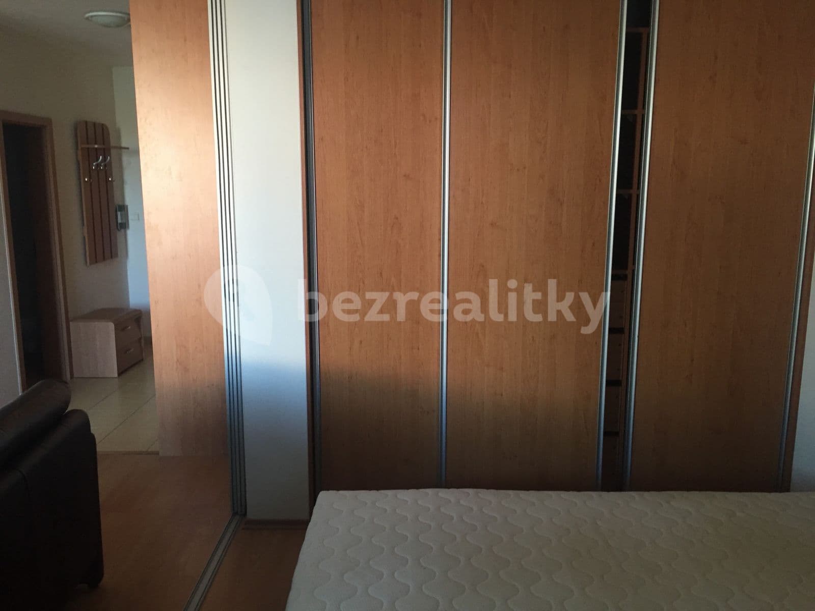 Prenájom bytu 2-izbový 55 m², Tomášikova, Ružinov, Bratislavský kraj Prenájom bytu 2-izbový 55 m², Tomášikova, Ružinov, Bratislavský kraj