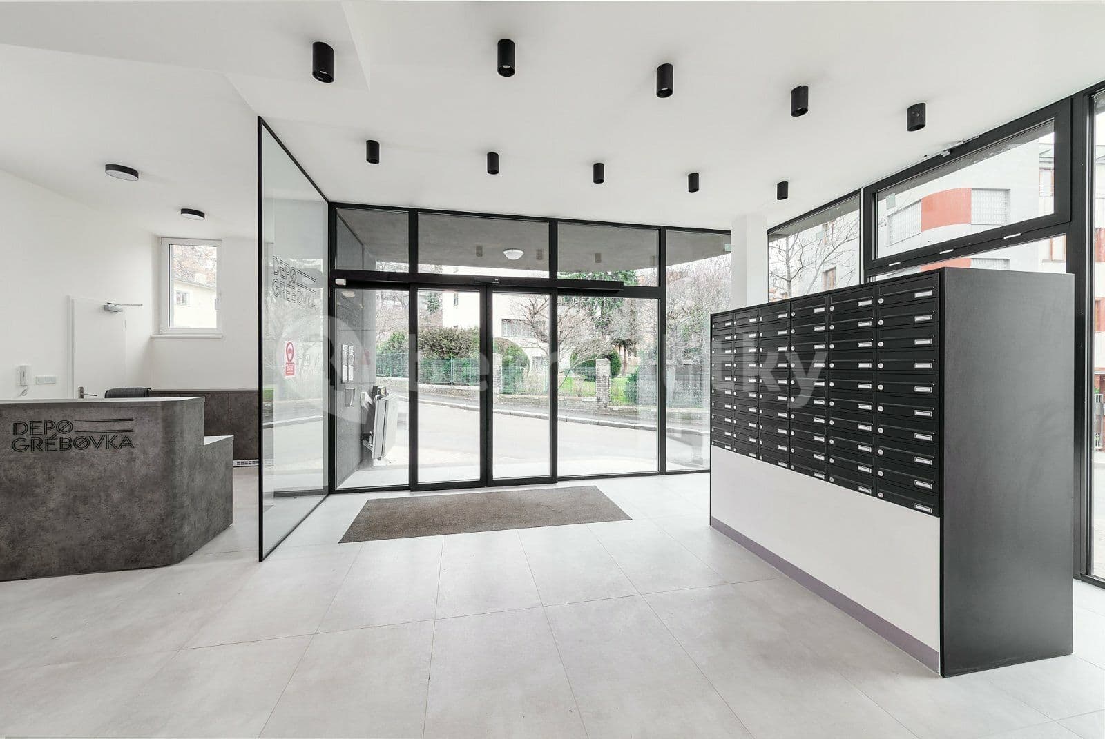 Prenájom bytu 1-izbový 27 m², Perucká, Praha, Praha Prenájom bytu 1-izbový 27 m², Perucká, Praha, Praha