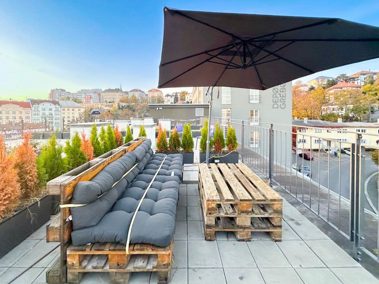 Prenájom bytu 1-izbový 27 m², Perucká, Praha, Praha Prenájom bytu 1-izbový 27 m², Perucká, Praha, Praha