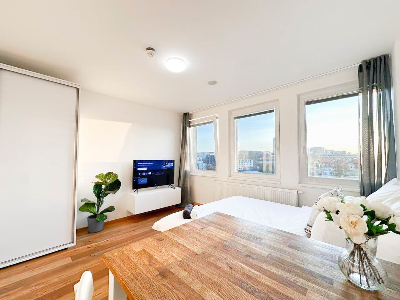 Prenájom bytu 1-izbový 27 m², Perucká, Praha, Praha Prenájom bytu 1-izbový 27 m², Perucká, Praha, Praha