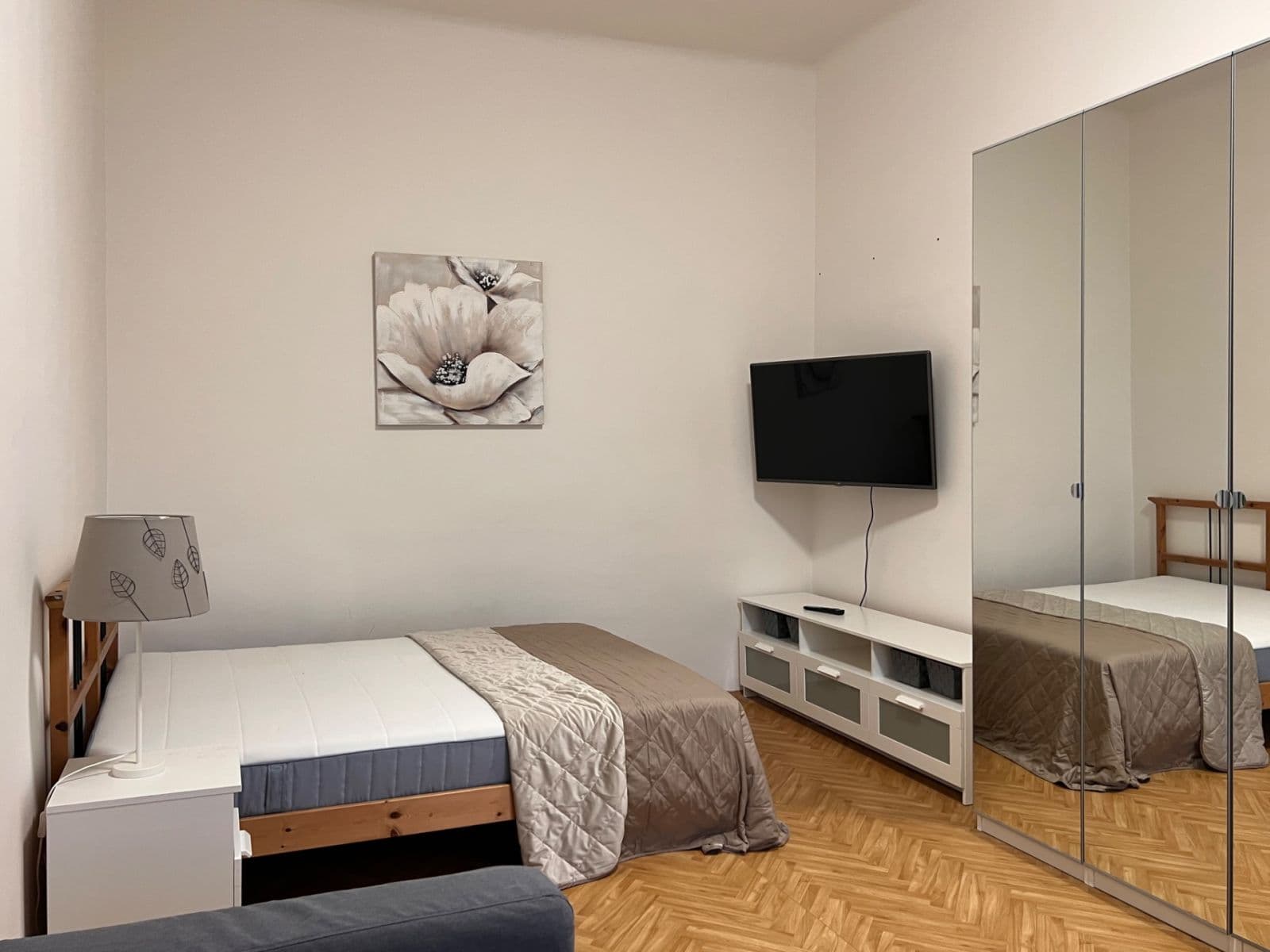 Prenájom bytu 2-izbový 47 m², Muchova, Praha, Praha Prenájom bytu 2-izbový 47 m², Muchova, Praha, Praha
