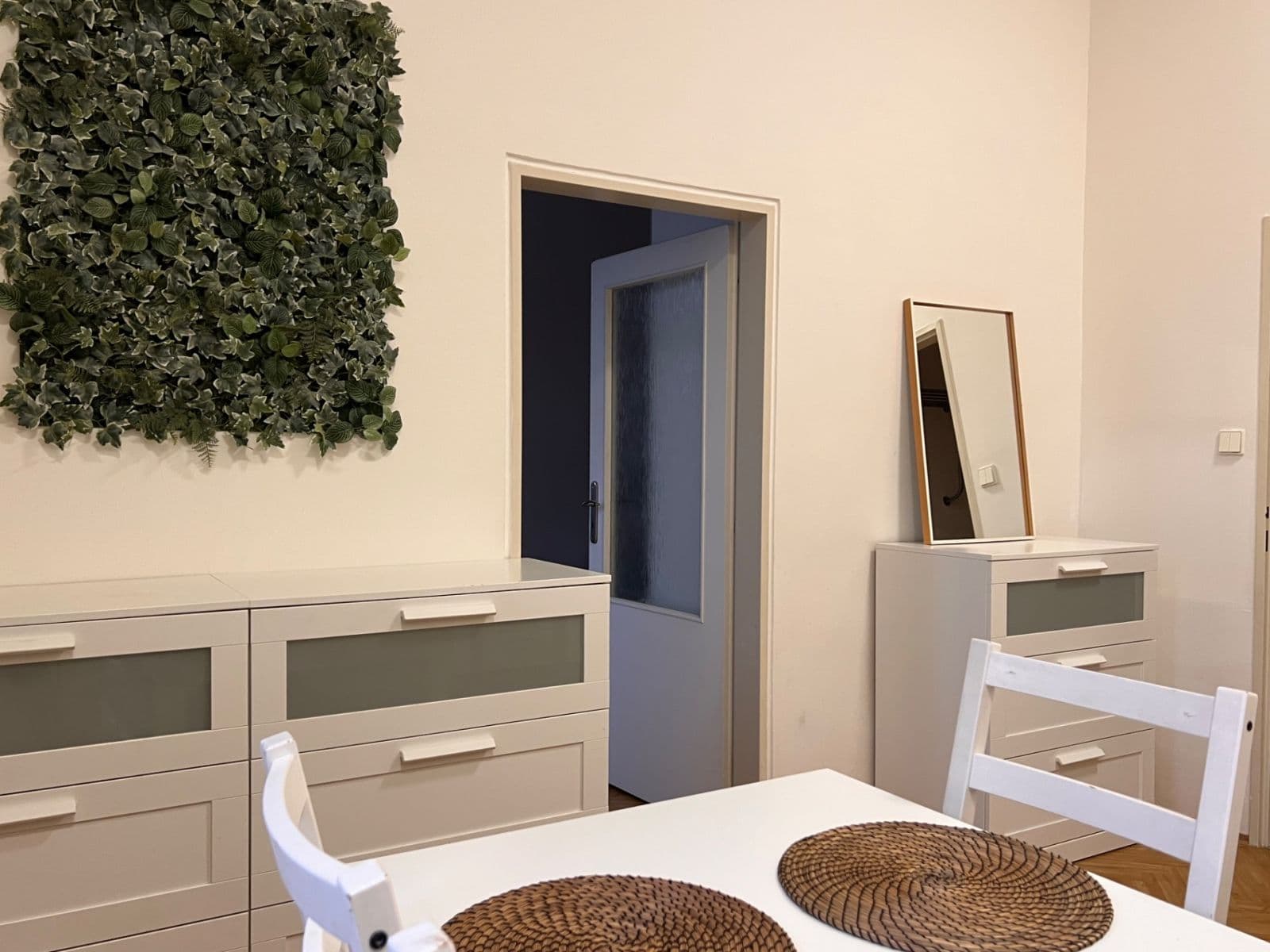 Prenájom bytu 2-izbový 47 m², Muchova, Praha, Praha Prenájom bytu 2-izbový 47 m², Muchova, Praha, Praha