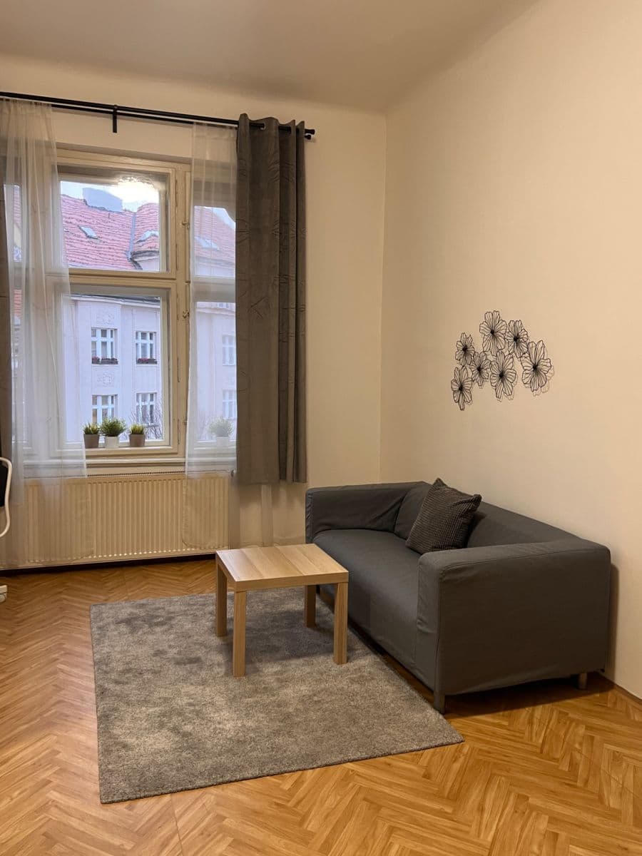 Prenájom bytu 2-izbový 47 m², Muchova, Praha, Praha Prenájom bytu 2-izbový 47 m², Muchova, Praha, Praha