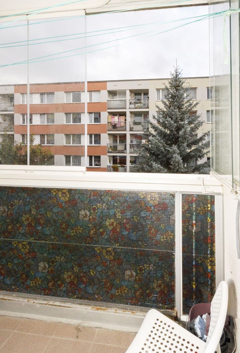 Prenájom bytu 3-izbový 64 m², Letovská, Praha, Praha Prenájom bytu 3-izbový 64 m², Letovská, Praha, Praha