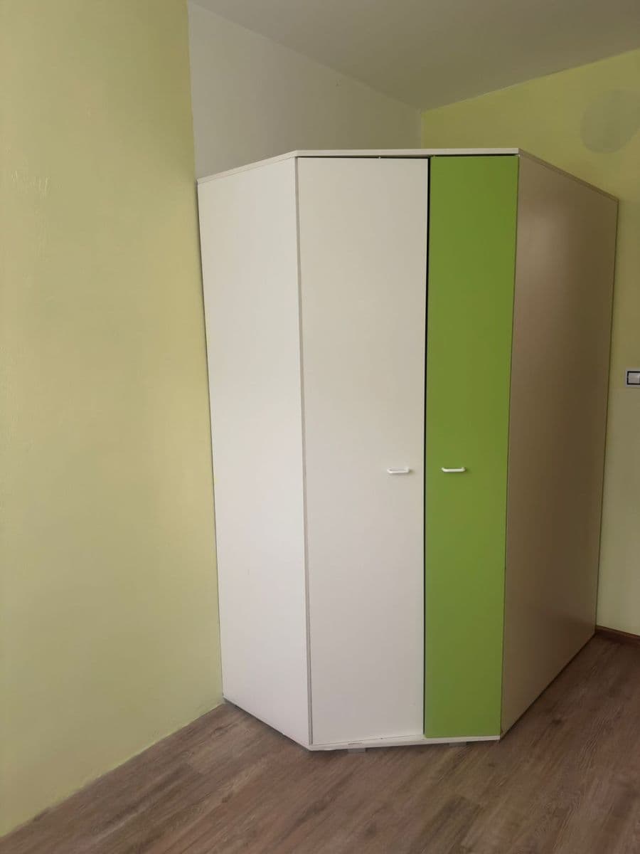 Prenájom bytu 3-izbový 64 m², Letovská, Praha, Praha Prenájom bytu 3-izbový 64 m², Letovská, Praha, Praha