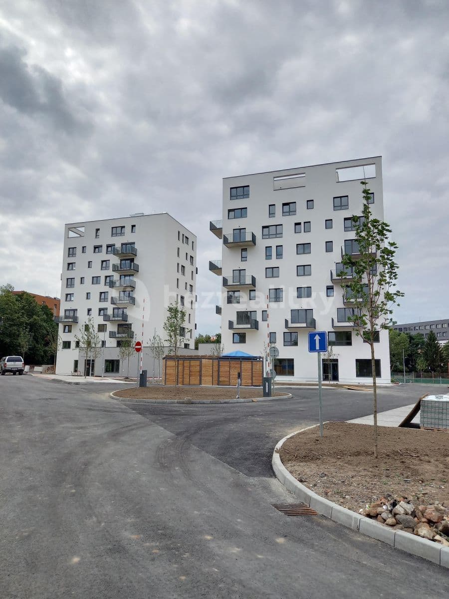 Prenájom bytu 2-izbový 60 m², Piskáčkových, Praha, Praha Prenájom bytu 2-izbový 60 m², Piskáčkových, Praha, Praha