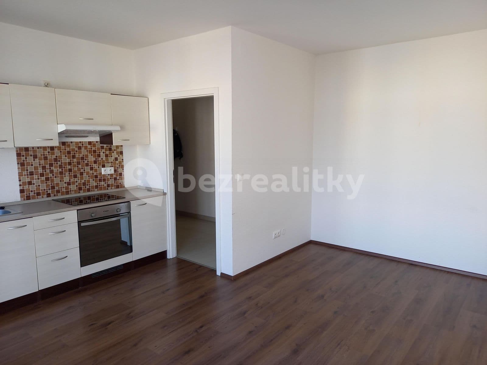 Prenájom bytu 1-izbový 34 m², Generála Selnera, Kladno, Středočeský kraj Prenájom bytu 1-izbový 34 m², Generála Selnera, Kladno, Středočeský kraj