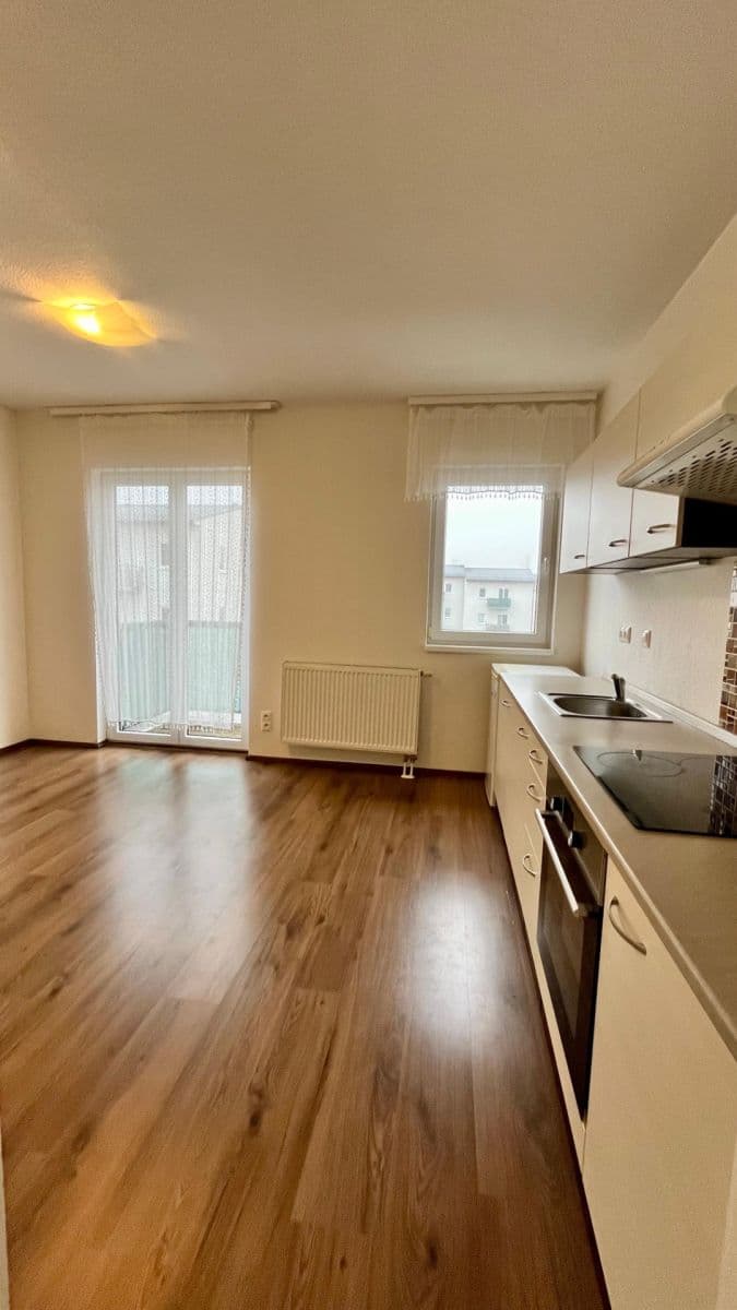 Prenájom bytu 1-izbový 34 m², Generála Selnera, Kladno, Středočeský kraj Prenájom bytu 1-izbový 34 m², Generála Selnera, Kladno, Středočeský kraj