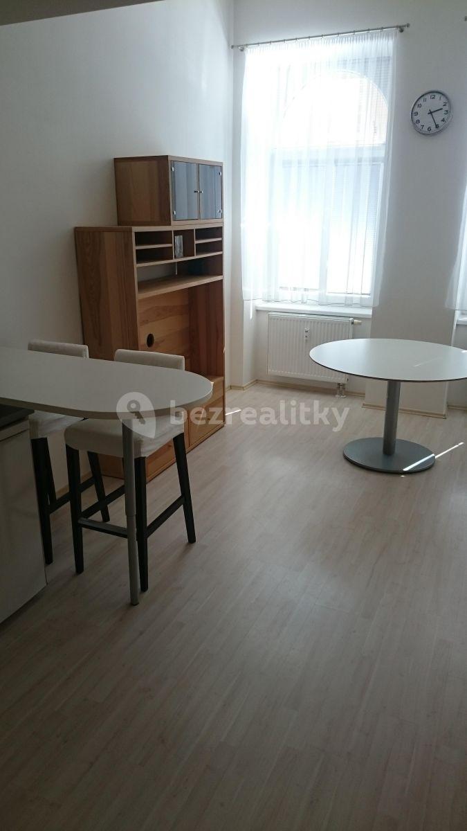 Prenájom bytu 1-izbový 25 m², Čelakovského, Plzeň, Plzeňský kraj