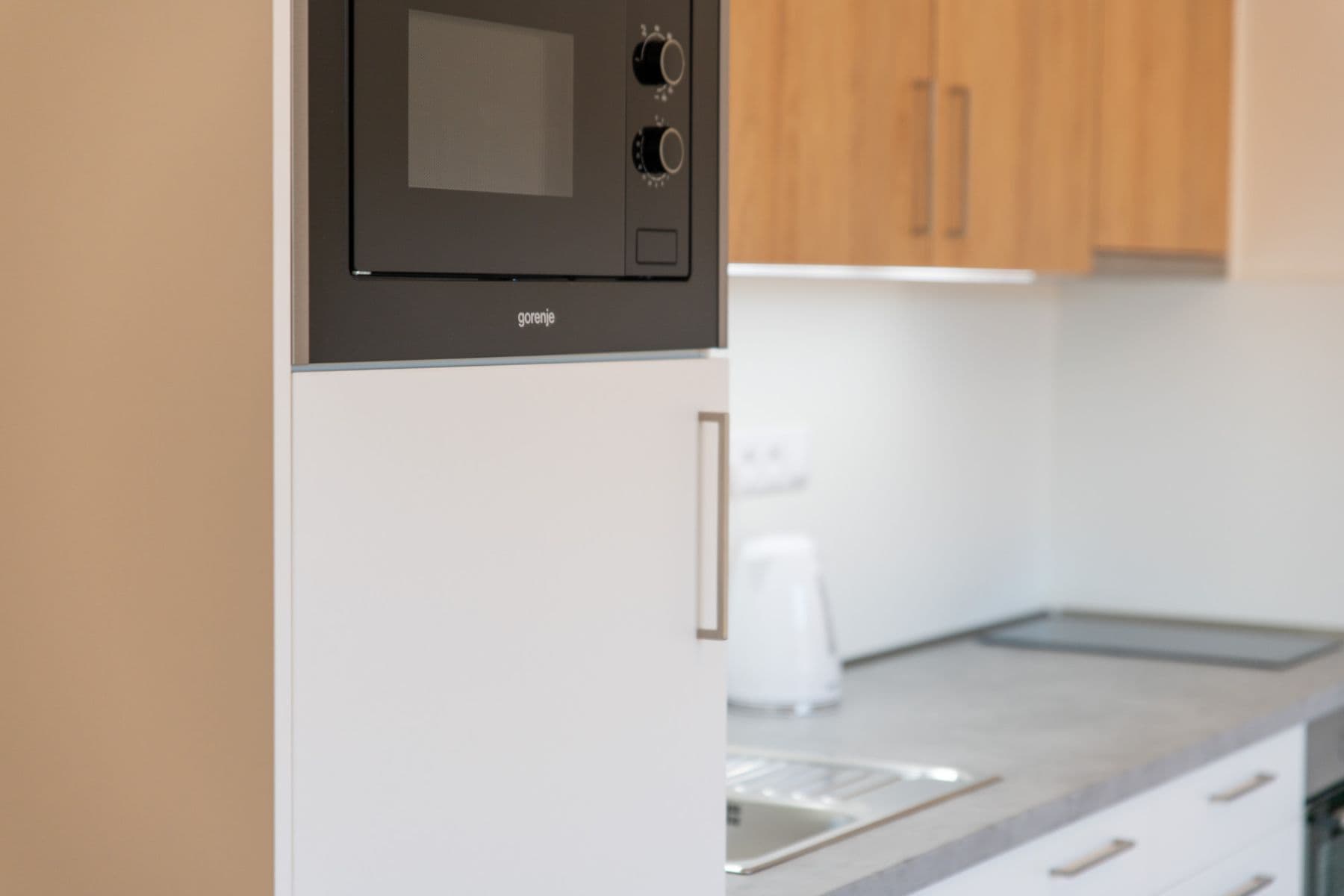 Prenájom bytu 1-izbový 30 m², Zálešná II, Zlín, Zlínský kraj Prenájom bytu 1-izbový 30 m², Zálešná II, Zlín, Zlínský kraj