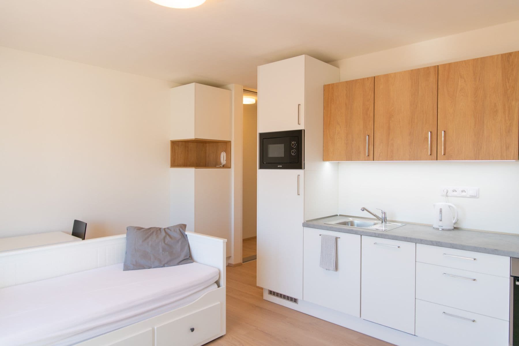 Prenájom bytu 1-izbový 30 m², Zálešná II, Zlín, Zlínský kraj Prenájom bytu 1-izbový 30 m², Zálešná II, Zlín, Zlínský kraj