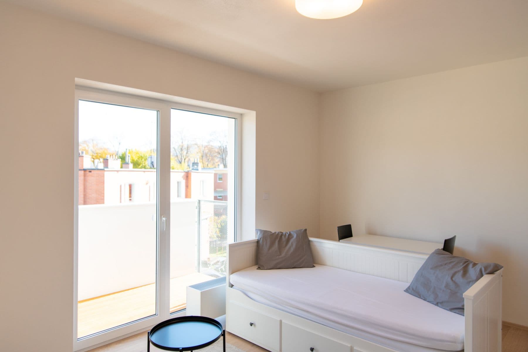 Prenájom bytu 1-izbový 30 m², Zálešná II, Zlín, Zlínský kraj Prenájom bytu 1-izbový 30 m², Zálešná II, Zlín, Zlínský kraj
