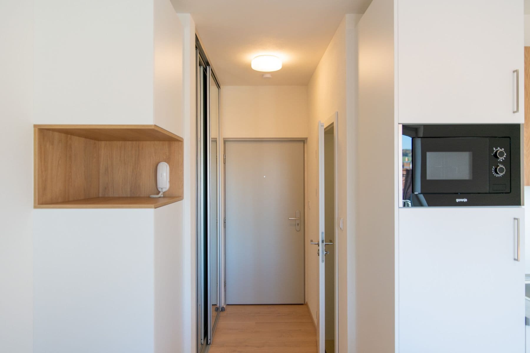 Prenájom bytu 1-izbový 30 m², Zálešná II, Zlín, Zlínský kraj Prenájom bytu 1-izbový 30 m², Zálešná II, Zlín, Zlínský kraj
