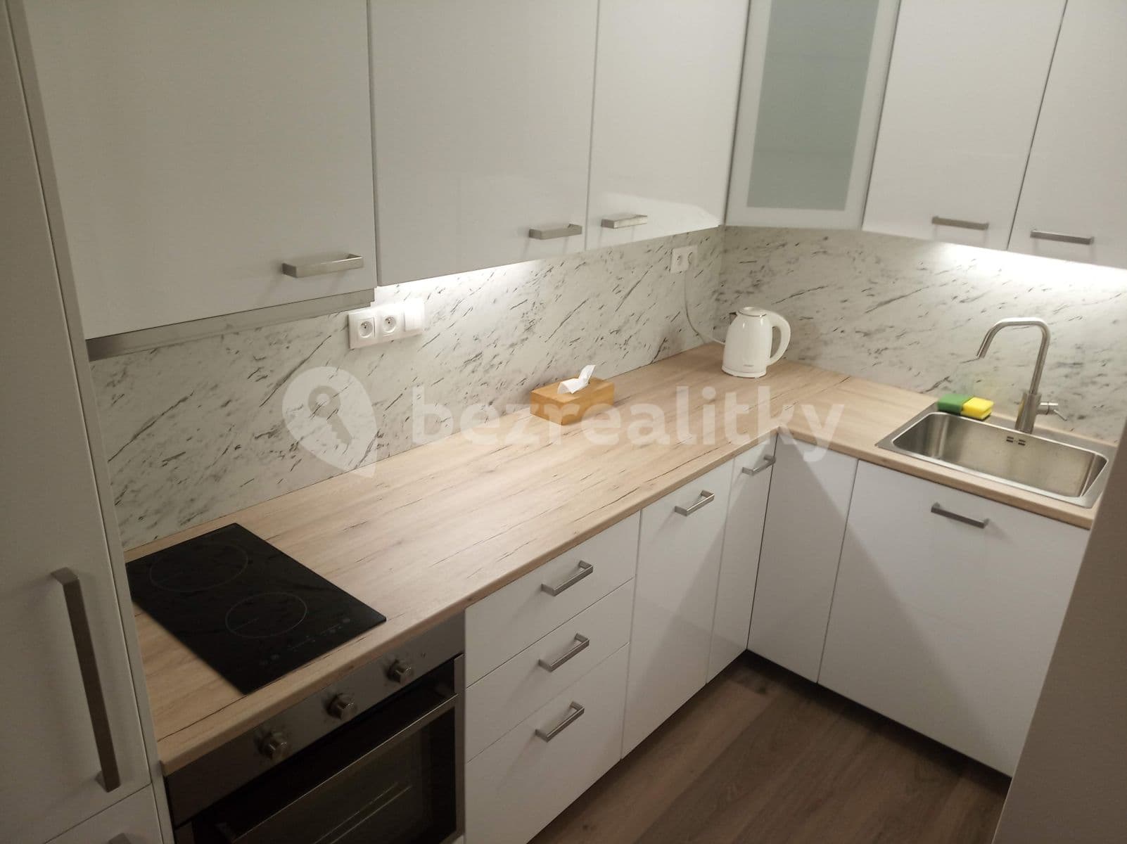Prenájom bytu 1-izbový 39 m², Zátopkova, Milovice, Středočeský kraj Prenájom bytu 1-izbový 39 m², Zátopkova, Milovice, Středočeský kraj