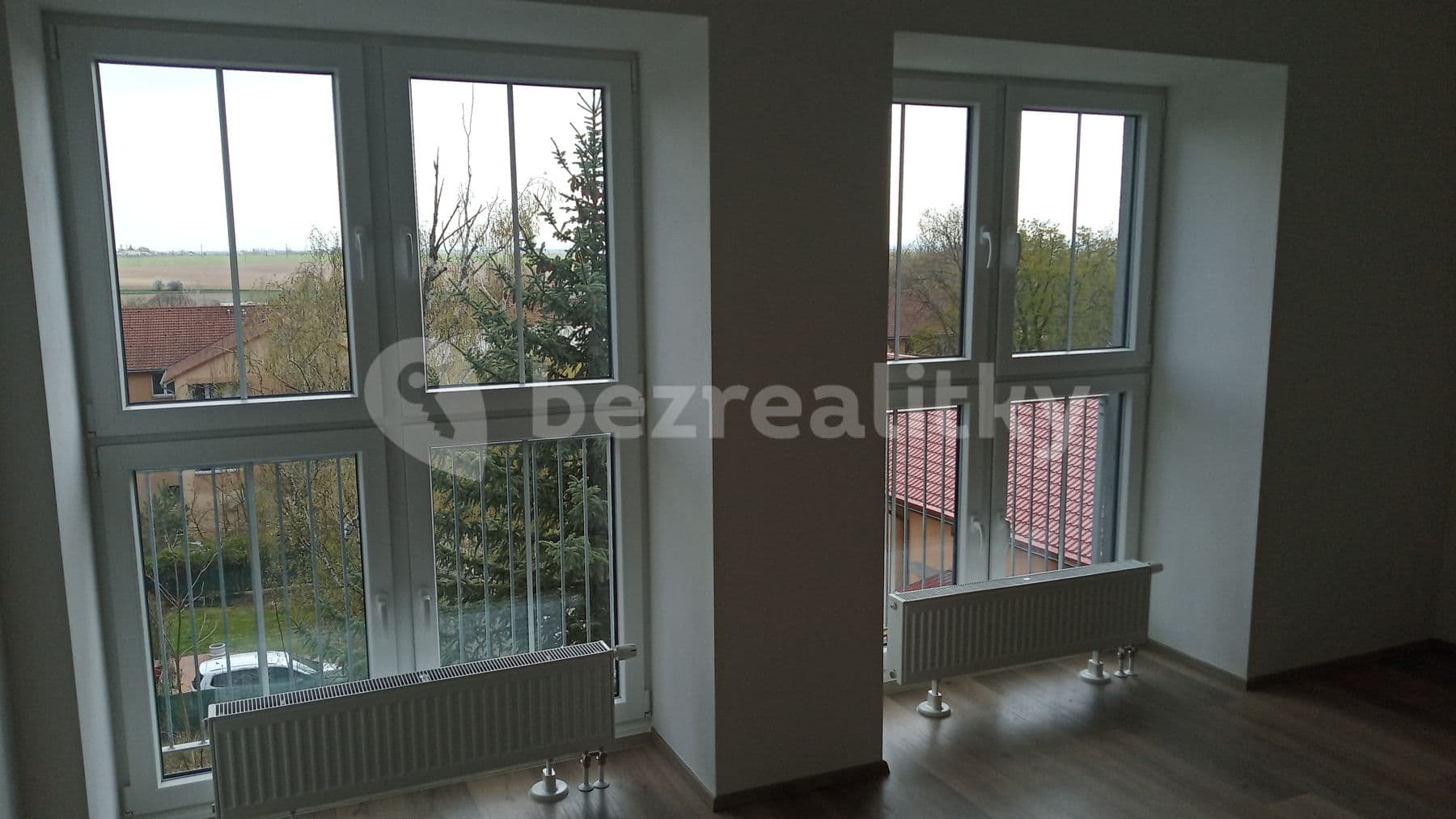 Prenájom bytu 1-izbový 39 m², Zátopkova, Milovice, Středočeský kraj Prenájom bytu 1-izbový 39 m², Zátopkova, Milovice, Středočeský kraj