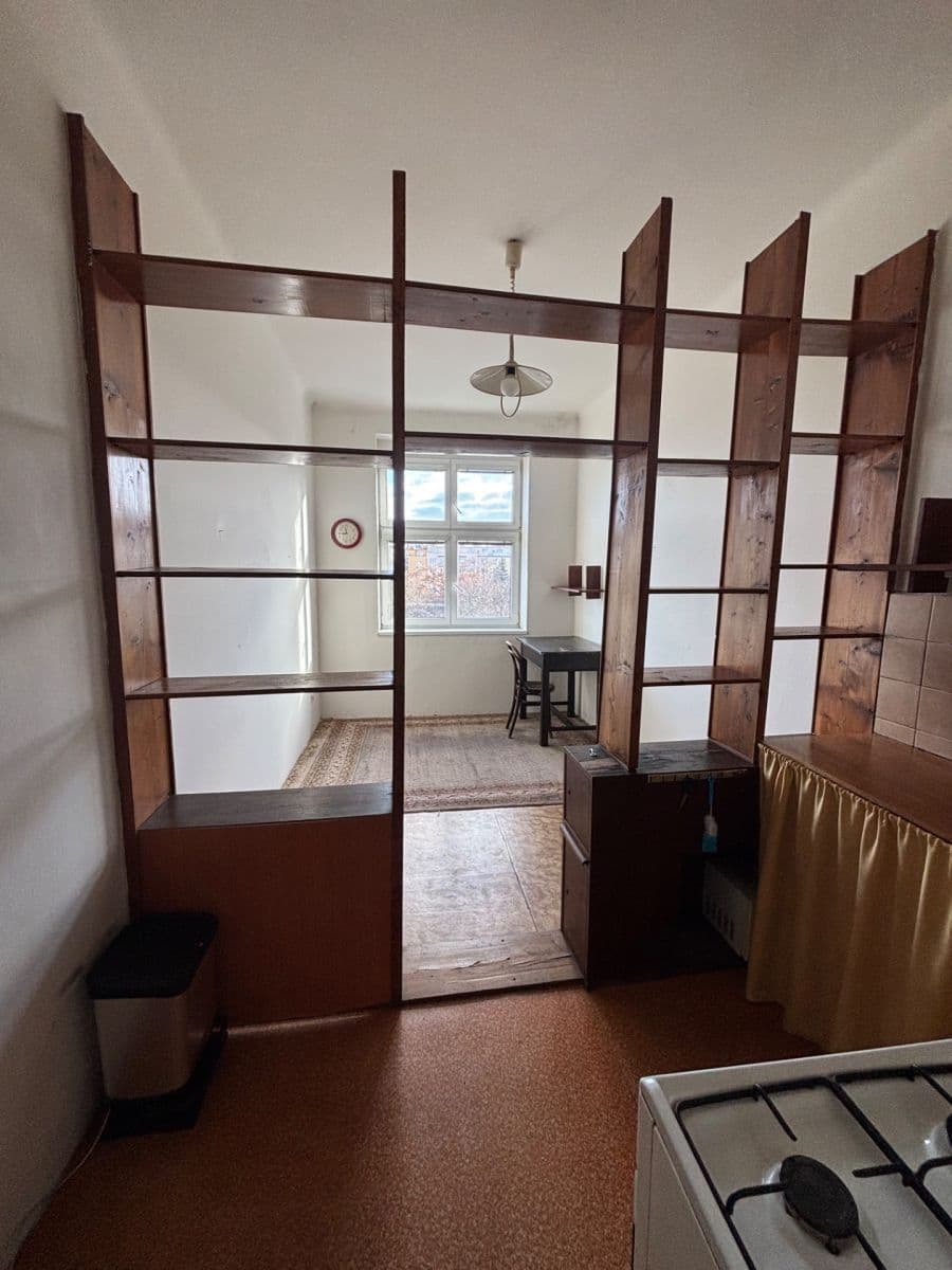 Prenájom bytu 1-izbový 40 m², Pod Lázní, Praha, Praha Prenájom bytu 1-izbový 40 m², Pod Lázní, Praha, Praha