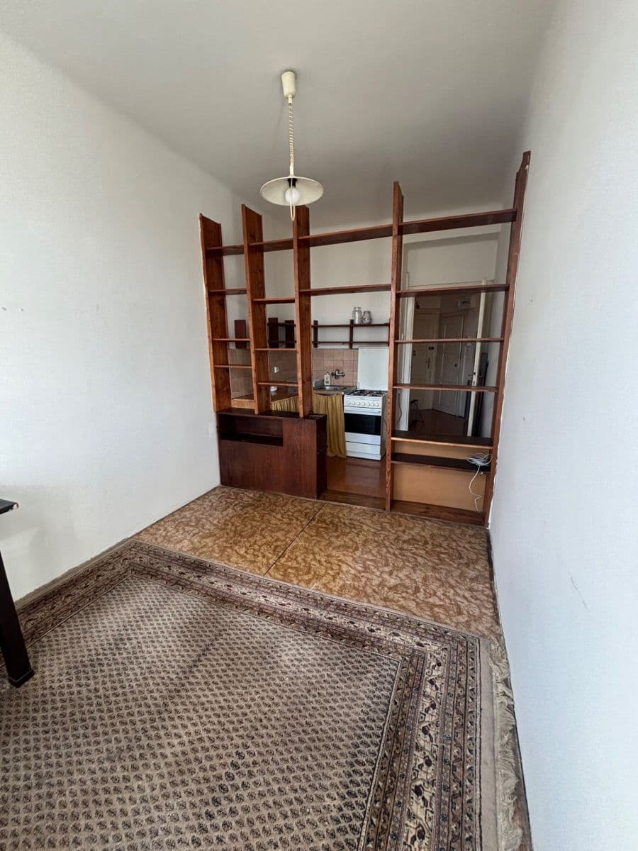 Prenájom bytu 1-izbový 40 m², Pod Lázní, Praha, Praha Prenájom bytu 1-izbový 40 m², Pod Lázní, Praha, Praha