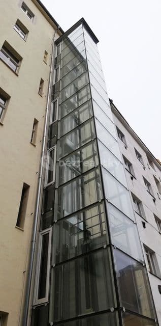Prenájom bytu 1-izbový 30 m², Tolstého, Praha, Praha Prenájom bytu 1-izbový 30 m², Tolstého, Praha, Praha