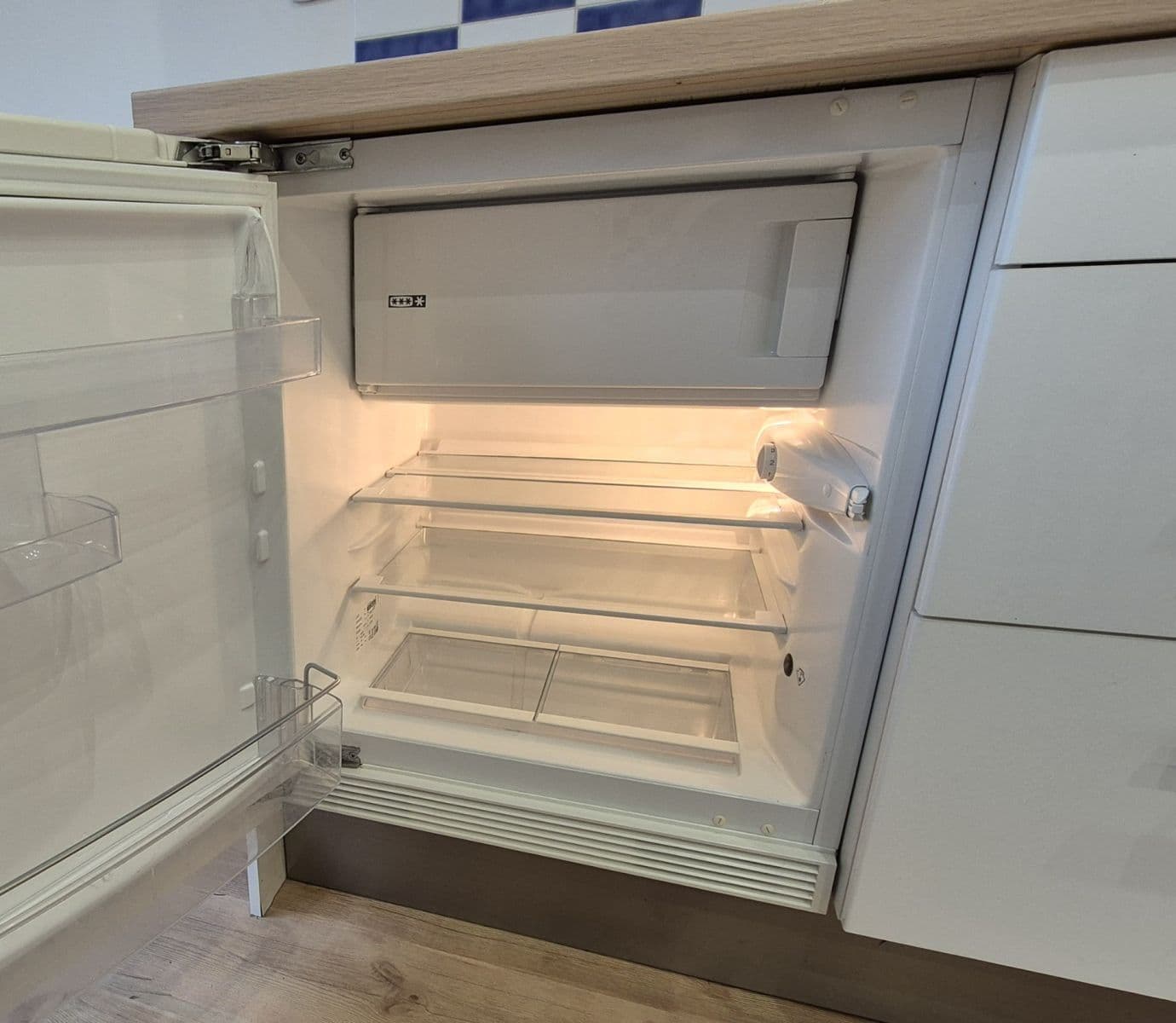 Prenájom bytu 1-izbový 30 m², Tolstého, Praha, Praha Prenájom bytu 1-izbový 30 m², Tolstého, Praha, Praha