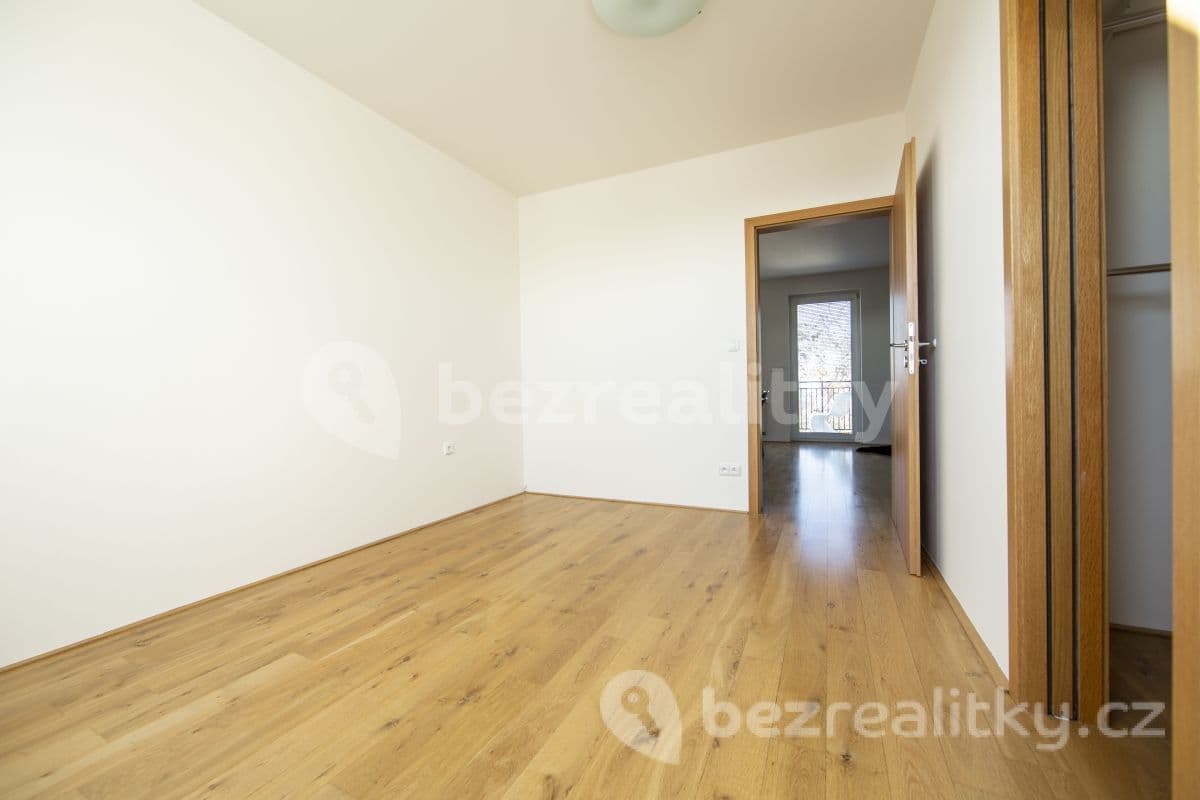 Prenájom bytu 2-izbový 56 m², Karlovarská, Praha, Praha Prenájom bytu 2-izbový 56 m², Karlovarská, Praha, Praha