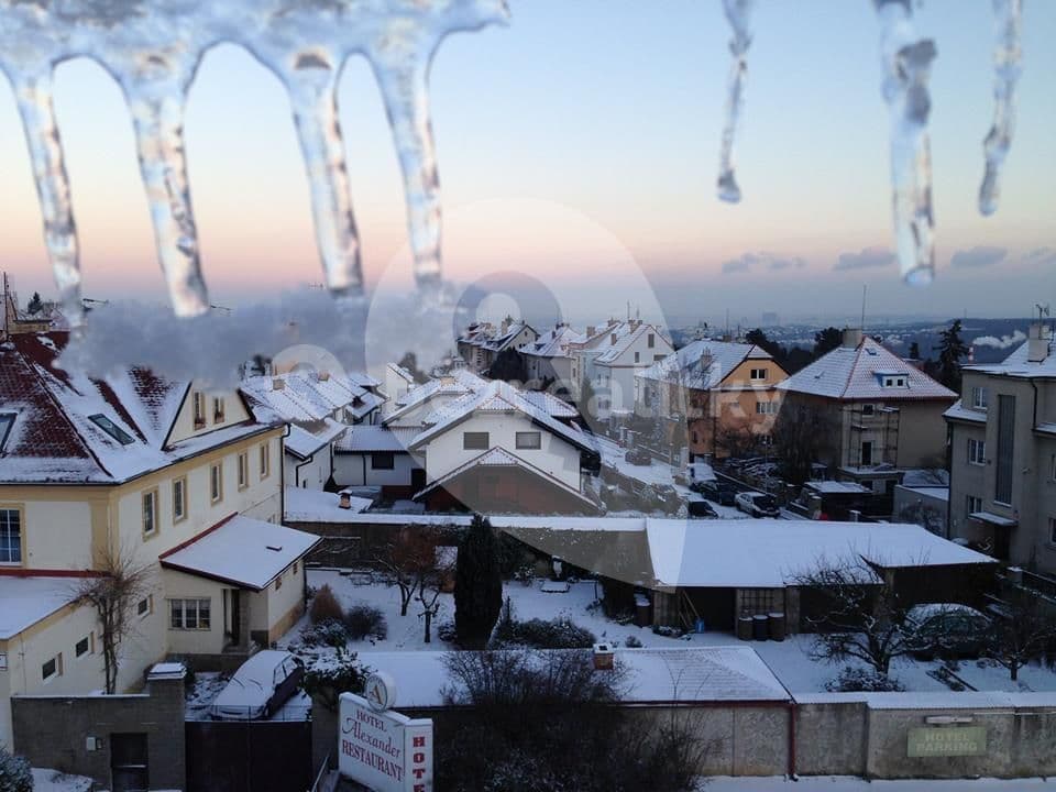 Prenájom bytu 2-izbový 56 m², Karlovarská, Praha, Praha Prenájom bytu 2-izbový 56 m², Karlovarská, Praha, Praha