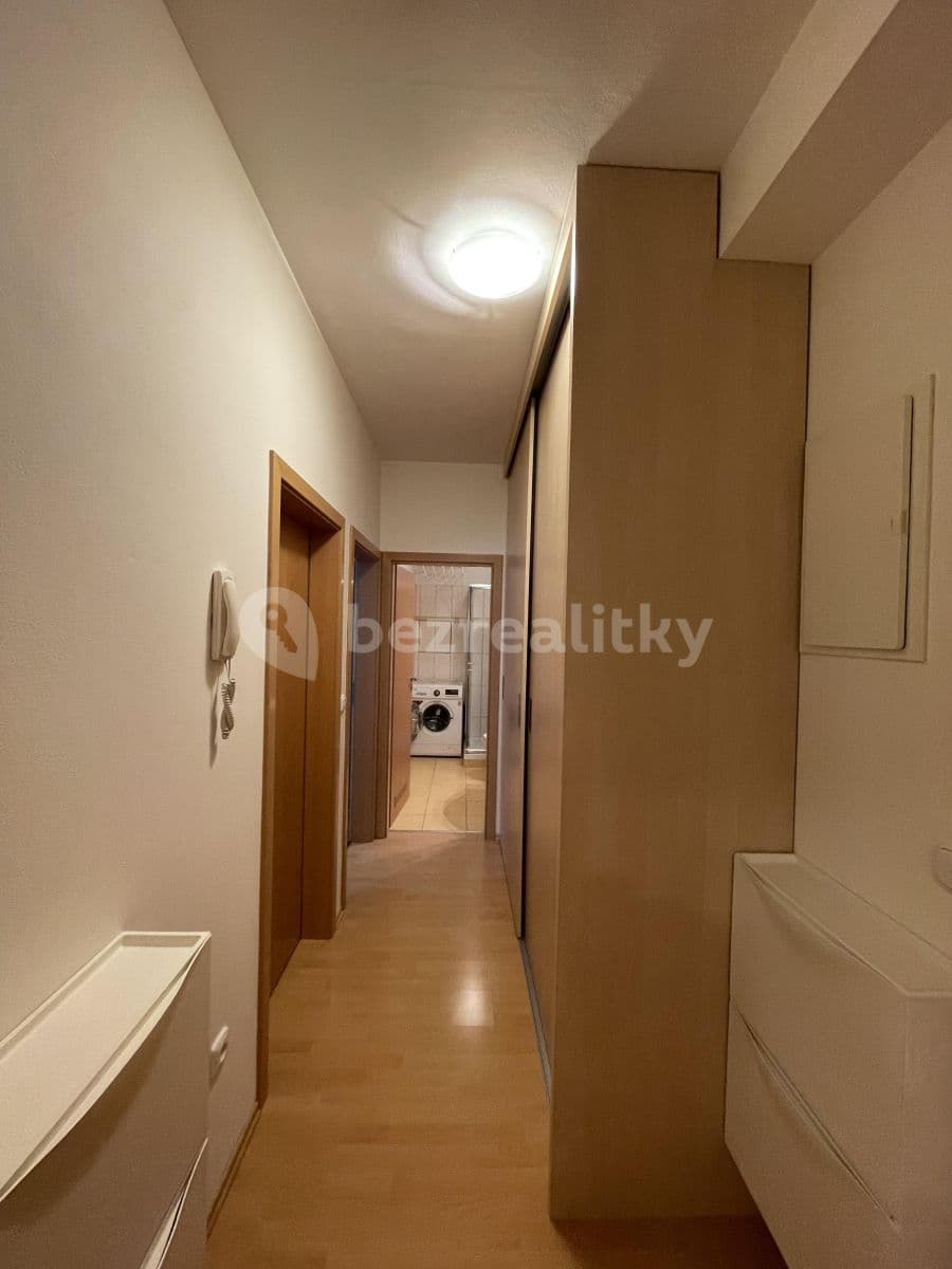 Prenájom bytu 2-izbový 39 m², Klíčova, Brno, Jihomoravský kraj Prenájom bytu 2-izbový 39 m², Klíčova, Brno, Jihomoravský kraj