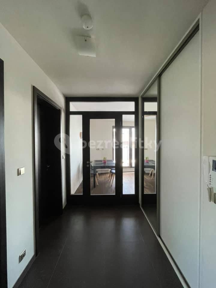 Prenájom bytu 2-izbový 55 m², Služská, Praha, Praha Prenájom bytu 2-izbový 55 m², Služská, Praha, Praha