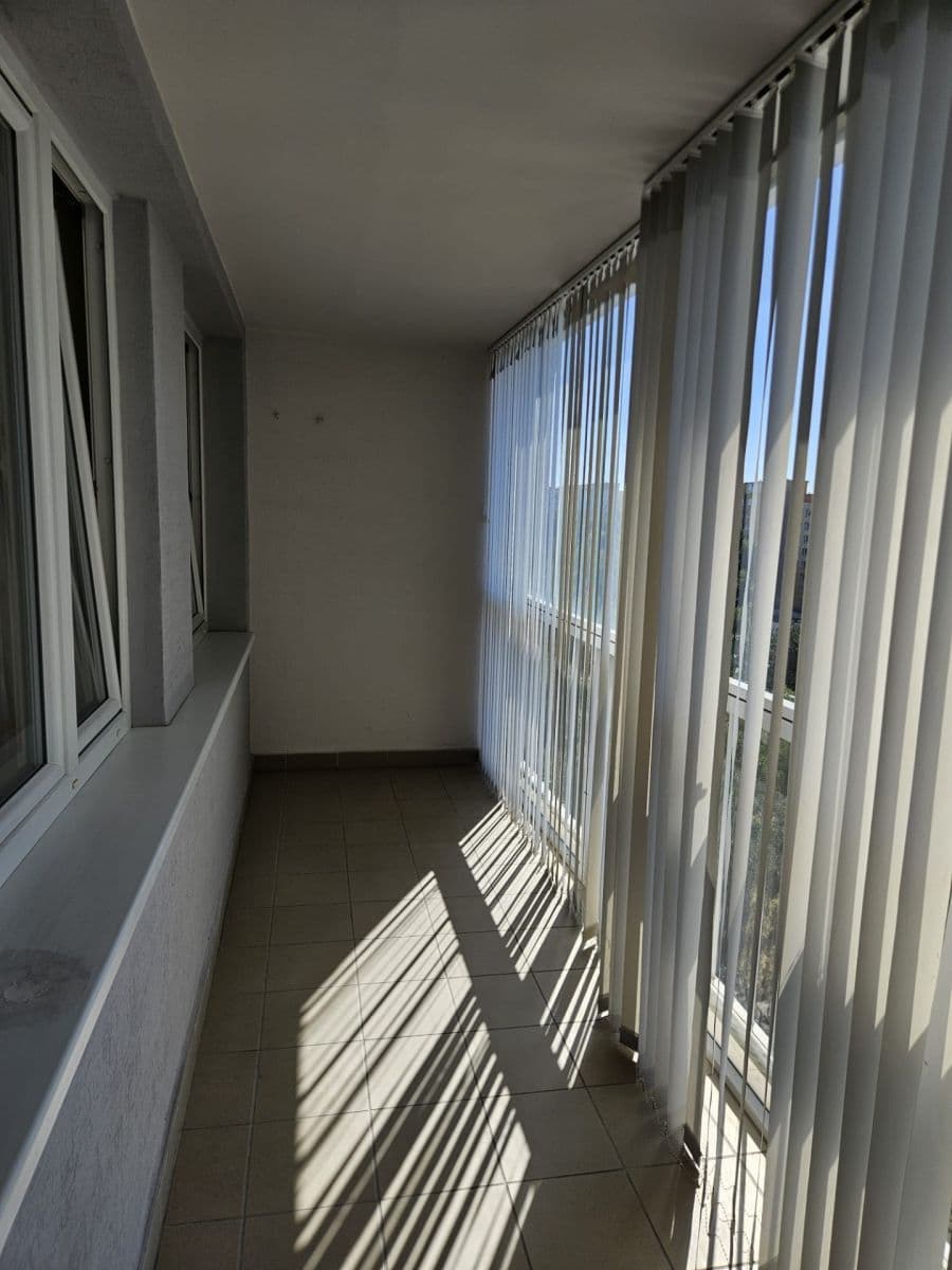 Prenájom bytu 3-izbový 56 m², Katovická, Praha, Praha Prenájom bytu 3-izbový 56 m², Katovická, Praha, Praha