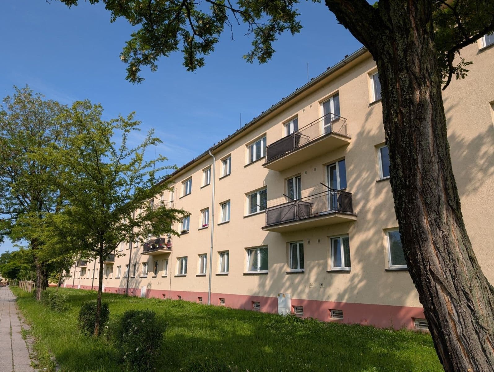 Prenájom bytu 1-izbový 29 m², U Nádraží, Havířov, Moravskoslezský kraj Prenájom bytu 1-izbový 29 m², U Nádraží, Havířov, Moravskoslezský kraj