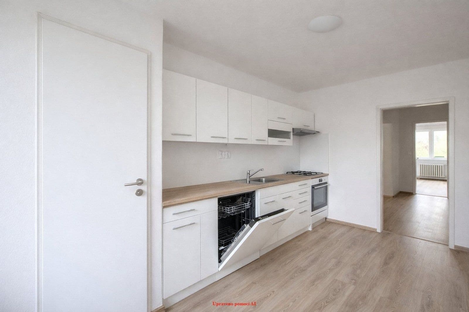 Prenájom bytu 3-izbový 77 m², Hlavní třída, Havířov, Moravskoslezský kraj Prenájom bytu 3-izbový 77 m², Hlavní třída, Havířov, Moravskoslezský kraj