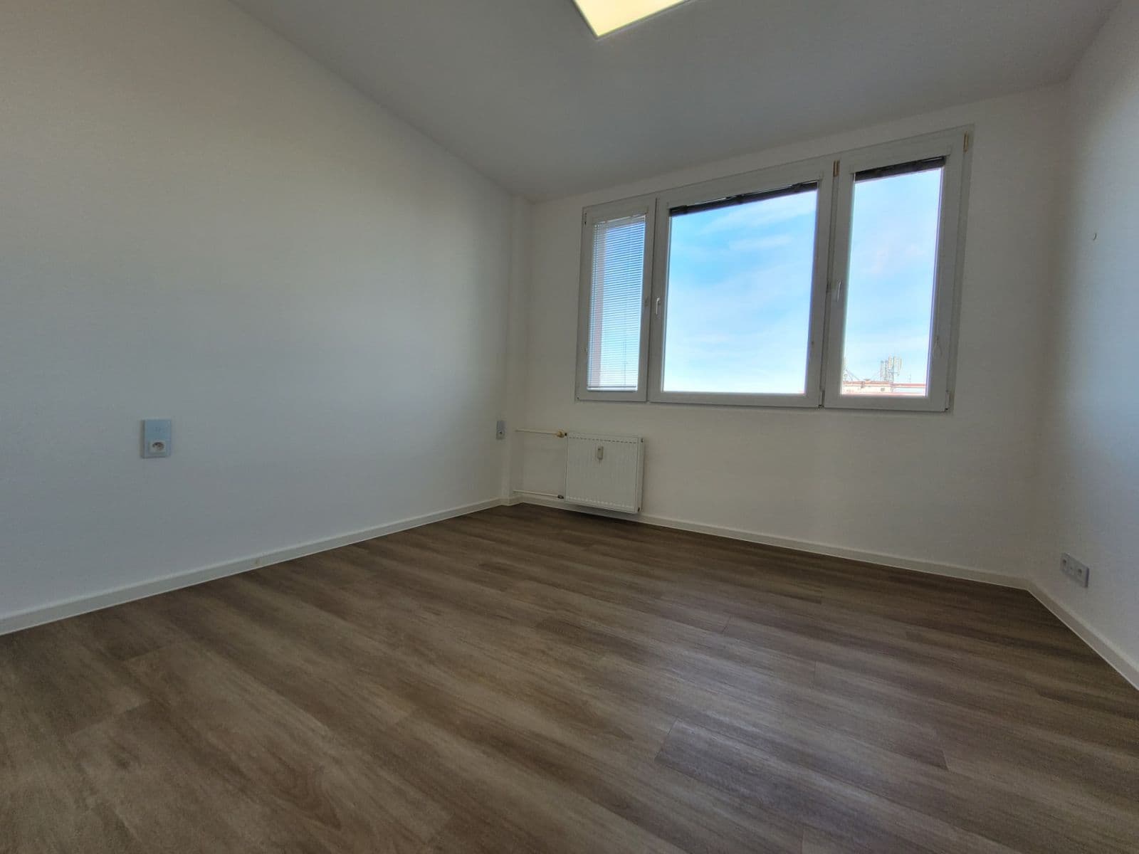 Predaj bytu 4-izbový 68 m², Hurbanova, Praha, Praha Predaj bytu 4-izbový 68 m², Hurbanova, Praha, Praha
