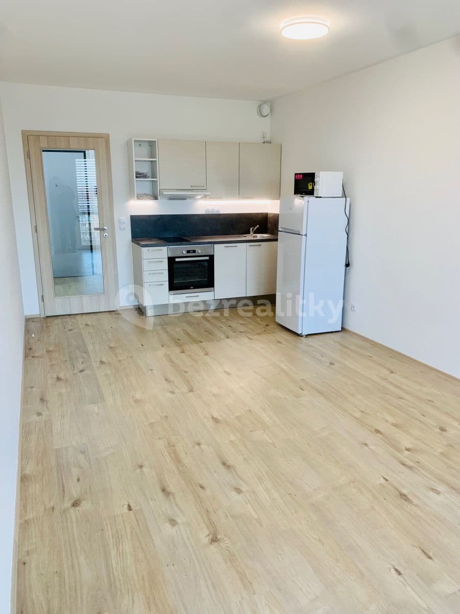 Prenájom bytu 1-izbový 35 m², Jurkovičova, Praha, Praha Prenájom bytu 1-izbový 35 m², Jurkovičova, Praha, Praha