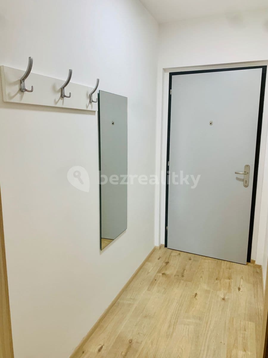 Prenájom bytu 1-izbový 35 m², Jurkovičova, Praha, Praha Prenájom bytu 1-izbový 35 m², Jurkovičova, Praha, Praha