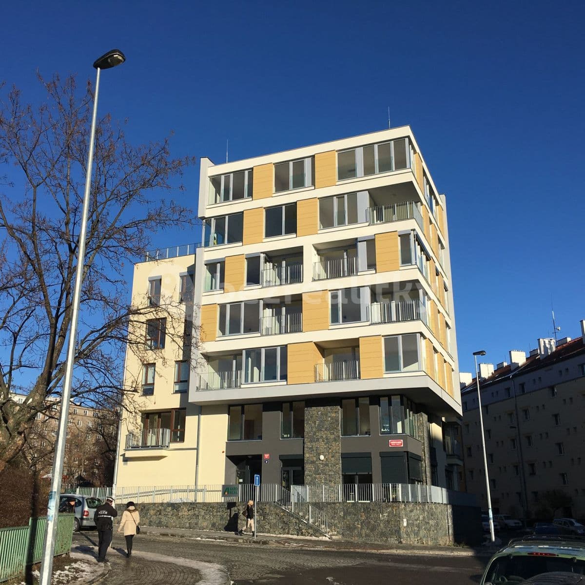 Prenájom bytu 2-izbový 73 m², U Roháčových kasáren, Praha, Praha Prenájom bytu 2-izbový 73 m², U Roháčových kasáren, Praha, Praha