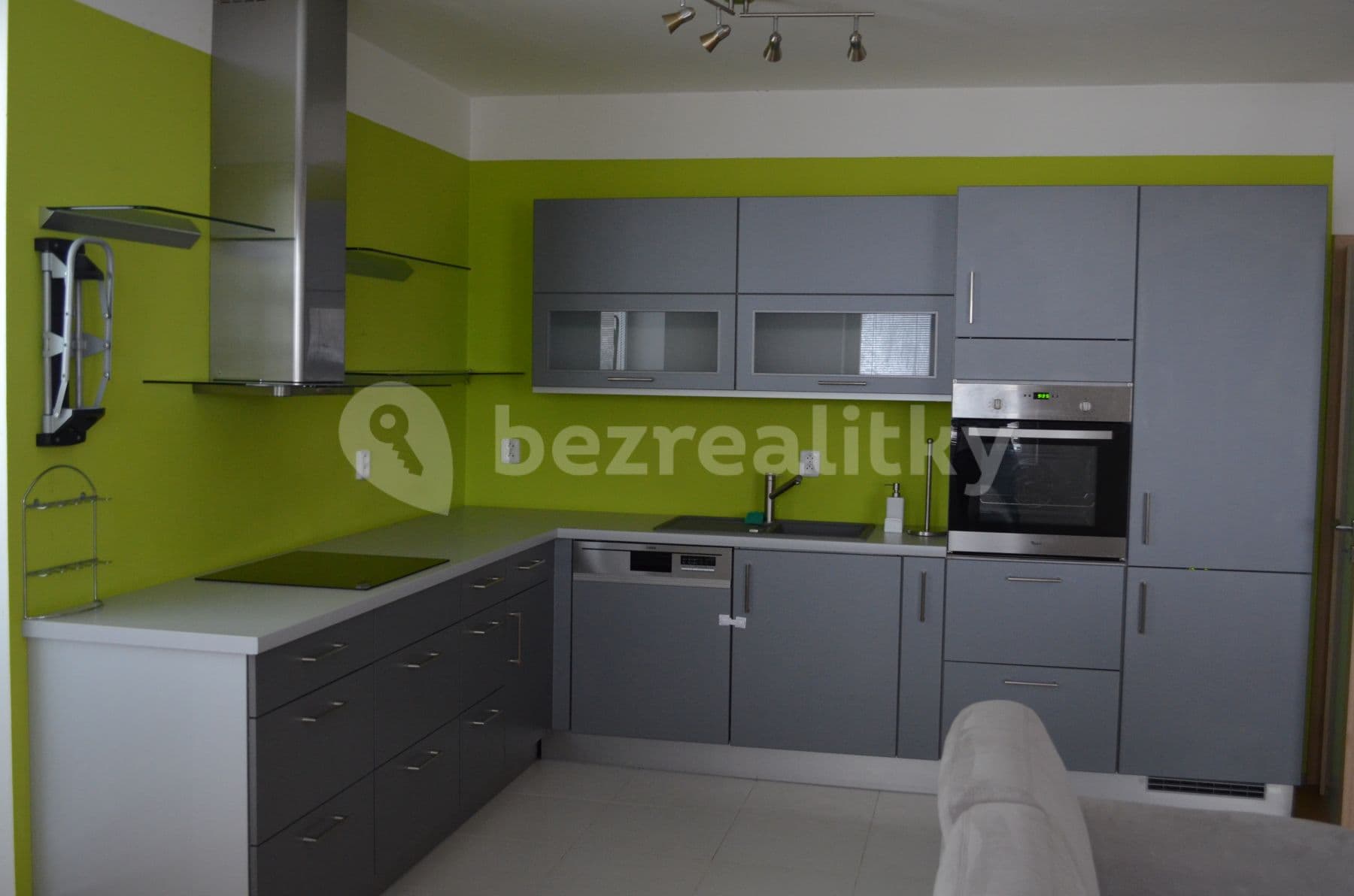 Prenájom bytu 2-izbový 63 m², Sloupecká, Měchenice, Středočeský kraj Prenájom bytu 2-izbový 63 m², Sloupecká, Měchenice, Středočeský kraj