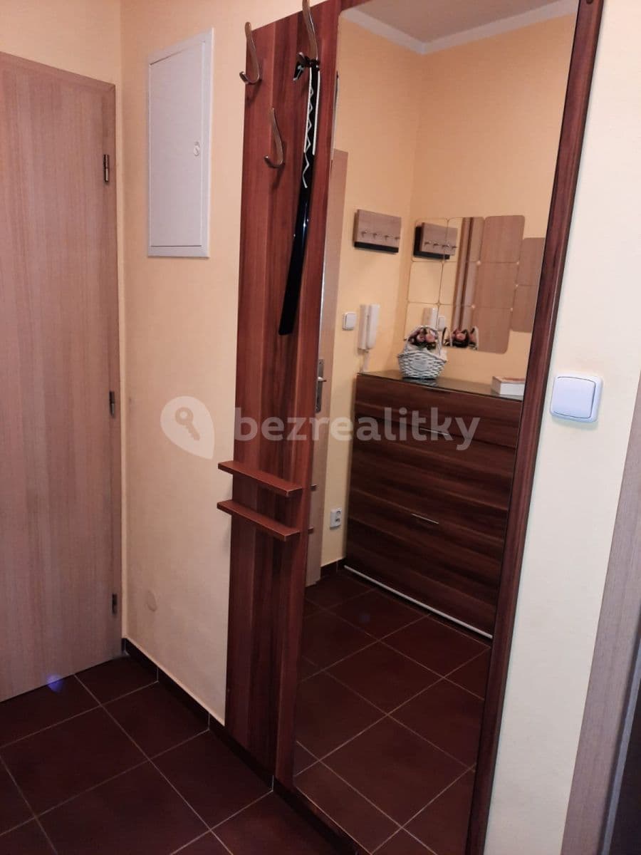 Prenájom bytu 2-izbový 63 m², Sloupecká, Měchenice, Středočeský kraj Prenájom bytu 2-izbový 63 m², Sloupecká, Měchenice, Středočeský kraj