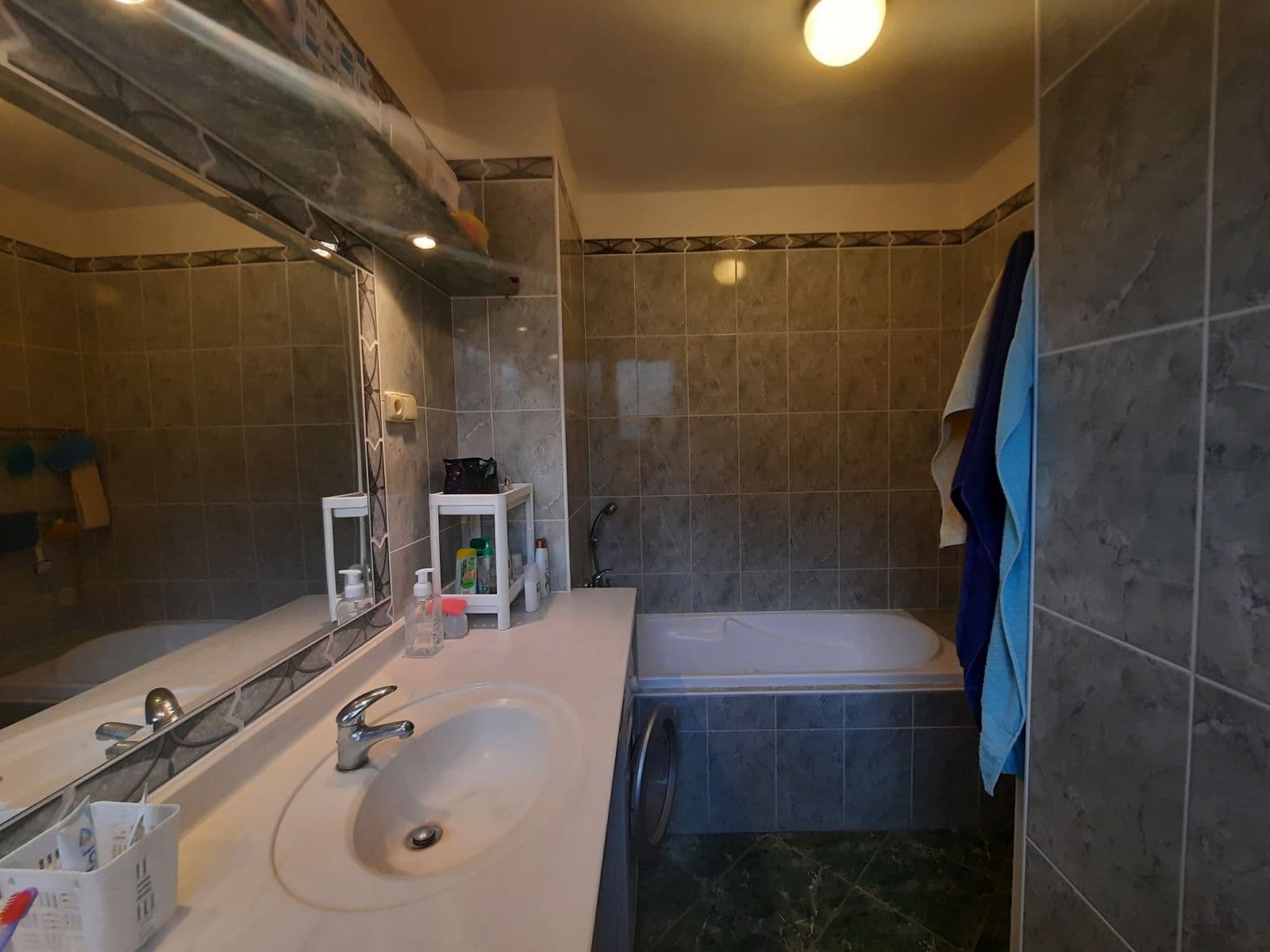Prenájom bytu 3-izbový 80 m², Radčina, Praha, Praha Prenájom bytu 3-izbový 80 m², Radčina, Praha, Praha
