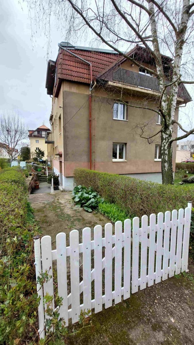 Prenájom bytu 3-izbový 80 m², Radčina, Praha, Praha Prenájom bytu 3-izbový 80 m², Radčina, Praha, Praha
