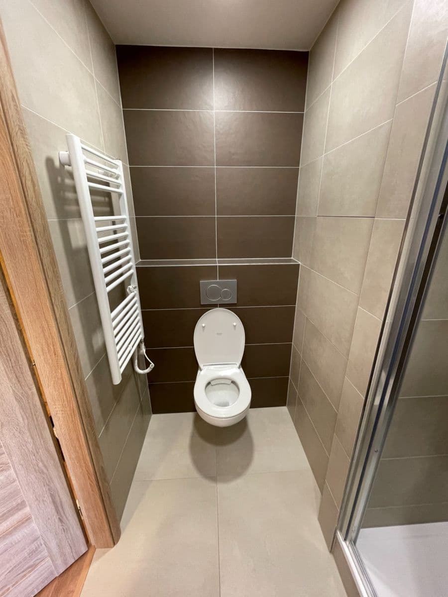 Prenájom bytu 2-izbový 45 m², Trávníčkova, Praha, Praha Prenájom bytu 2-izbový 45 m², Trávníčkova, Praha, Praha