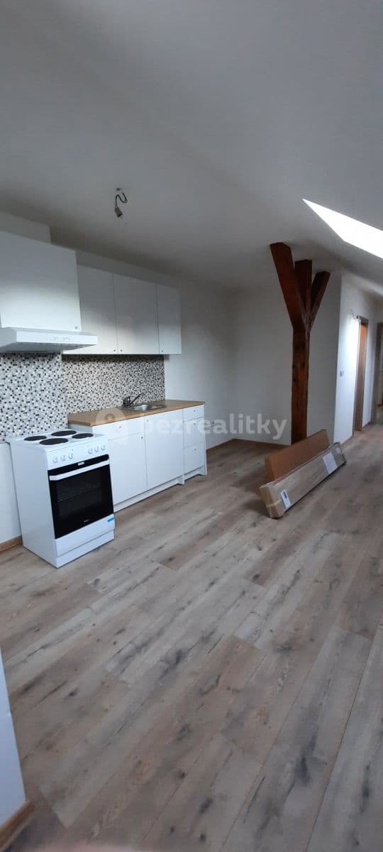 Prenájom bytu 2-izbový 48 m², Husova, Smržovka, Liberecký kraj