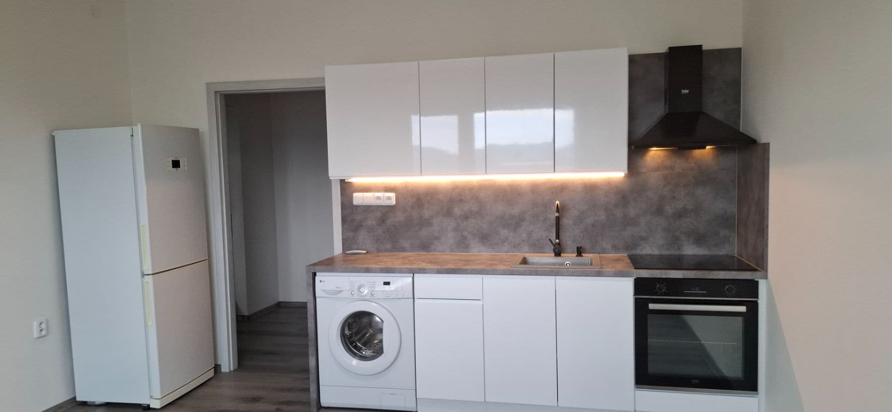 Prenájom bytu 2-izbový 40 m², Brandtova, Ústí nad Labem, Ústecký kraj Prenájom bytu 2-izbový 40 m², Brandtova, Ústí nad Labem, Ústecký kraj