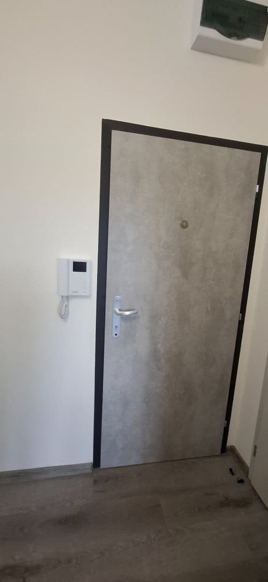 Prenájom bytu 2-izbový 40 m², Brandtova, Ústí nad Labem, Ústecký kraj Prenájom bytu 2-izbový 40 m², Brandtova, Ústí nad Labem, Ústecký kraj