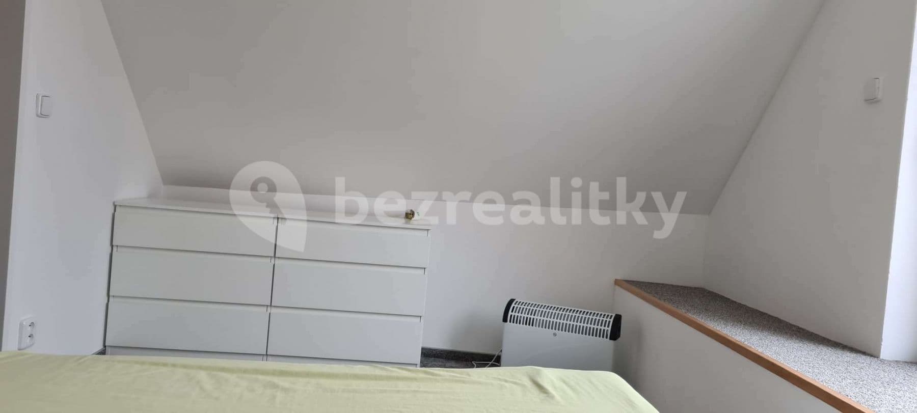 Prenájom domu 69 m², pozemek 1 m², Zahradní, Kostelec nad Černými lesy, Středočeský kraj Prenájom domu 69 m², pozemek 1 m², Zahradní, Kostelec nad Černými lesy, Středočeský kraj