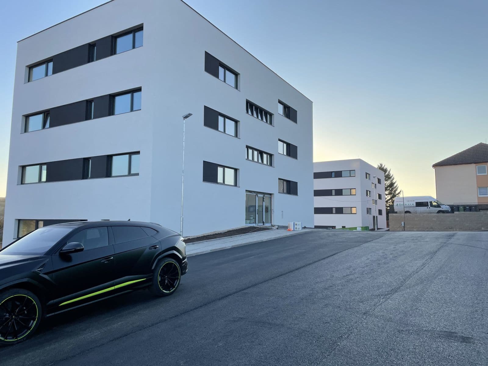 Prenájom bytu 3-izbový 75 m², Tismice, Středočeský kraj Prenájom bytu 3-izbový 75 m², Tismice, Středočeský kraj